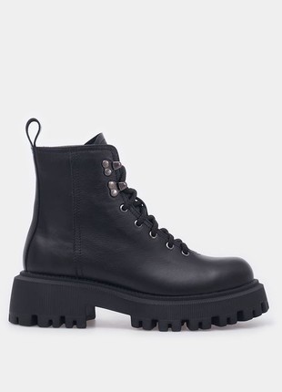Womens leather boots2 photo