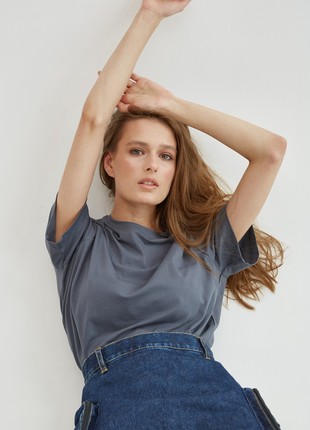 GRAPHITE BASIC WOMAN T-SHIRT | COTTON 190 GSM | Relaxed-fit & Regular-fit classic t-shirt3 photo