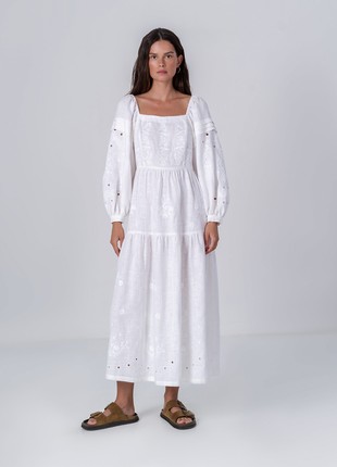 White linen embroidered dress "Myt"7 photo
