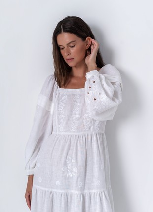 White linen embroidered dress "Myt"4 photo