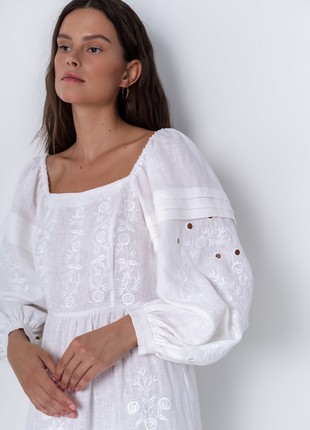 White linen embroidered dress "Myt"6 photo