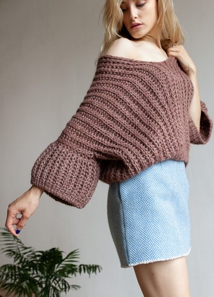 Oversize short-sleeved sweater1 photo