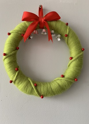 Wreath on the door of the house  decorations for Christmas and New Year home decoration  comfort in the house9 photo