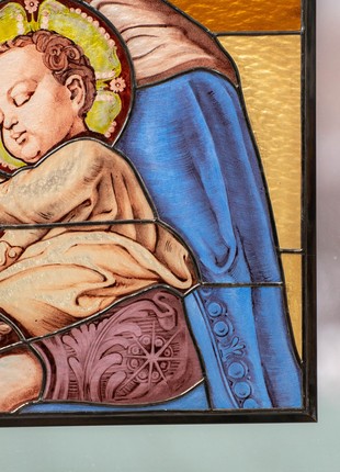 Virgin Mary stained glass panel5 photo