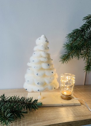 A table nightstand with a Christmas tree for a children's room4 photo