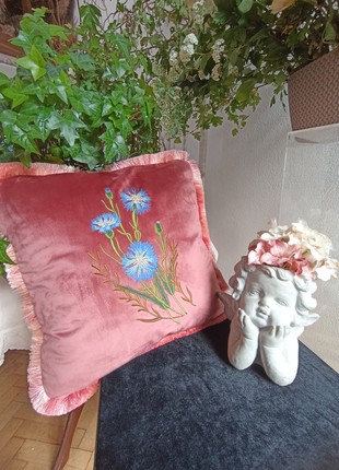 MR Pillow velvet with cornflowers embroidery3 photo