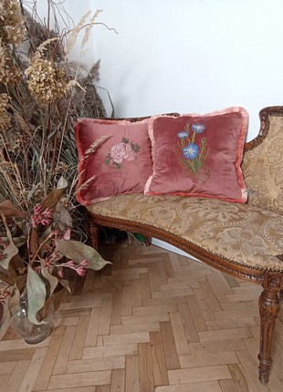 MR Pillow velvet with cornflowers embroidery6 photo