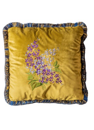 MR Pillow velvet with lilac embroidery1 photo