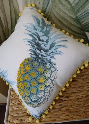 MR Pillow  Pineapple
