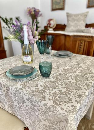 Tapestry tablecloth limaso 137 x 260 cm.1 photo