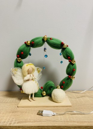 Children's original nightlight with an angel and a green wreath, a unique gift for babies1 photo