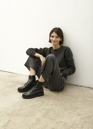 Black leather combat boots with ruble sole3 photo