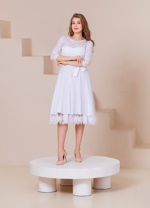 Elegant milk dress with lace and lace4 photo