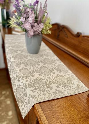 Tapestry table runner 45x140 cm.