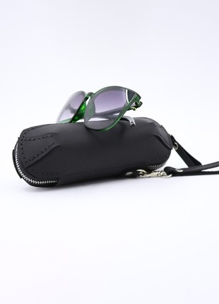 Leather sunglasses/ glasses case with hand strap and zip around/ handmade/ Black/ 040024 photo