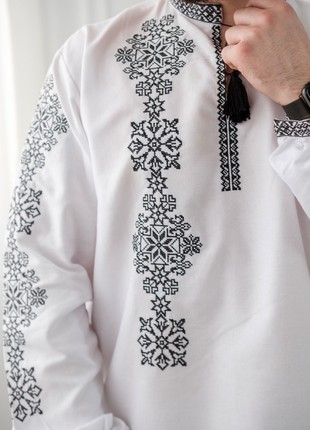 MEN'S MINIMALIST EMBROIDERED JACKET WHITE WITH STYLISH BLACK ORNAMENT, FABRIC - HOMEWOVEN CANVAS SIZE (EU 46)(US M)6 photo