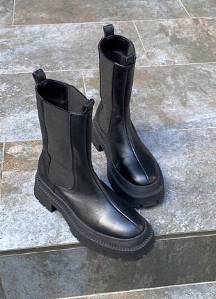 High chelsea boots made of genuine leather2 photo