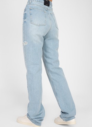 Straight leg jeans4 photo