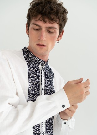 White linen men's embroidered shirt on buttons ED6/23 photo
