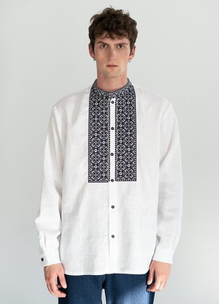 White linen men's embroidered shirt on buttons ED6/25 photo
