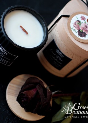 Natural soy candle dark rose & labdanum (size L)4 photo