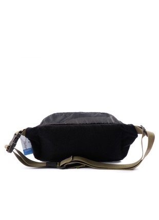 Waist pack in black color3 photo