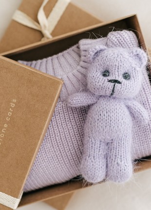 New Baby Gift Box: baby sweater, baby milestones and toy2 photo