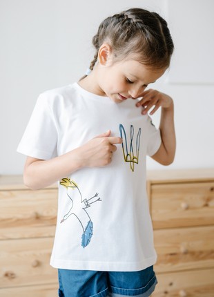 White children's t-shirt with trident of Ukraine and crane print10 photo