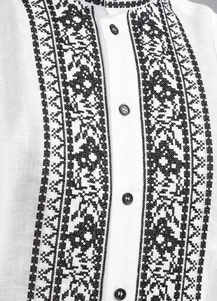 Man's embroidered shirt 243-19/09 243-19/94 photo