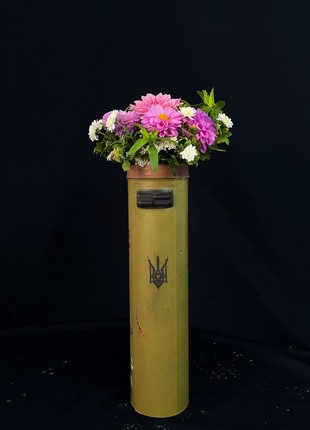 Vase is made of RPG-18 Mukha