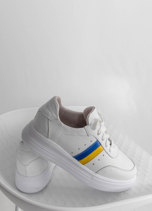 White sneakers "Free"2 photo