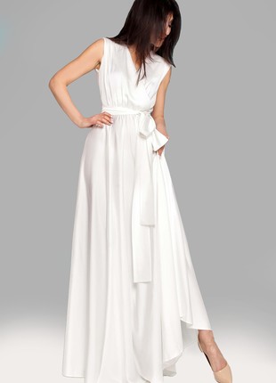 Gentle evening dress in white color3 photo