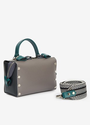 Antares leather bag in grey, dark blue and pine green color