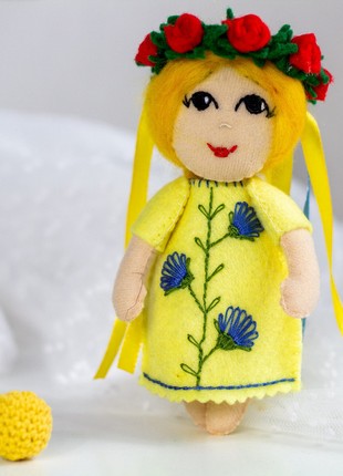 Ukrainian souvenir "Ukrainian girl in an embroidered dress"