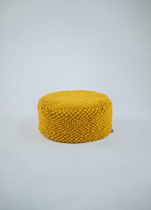 Yellow woolen pouf (art. 00053707)