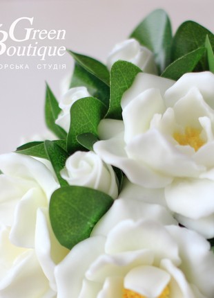 A luxurious interior bouquet of soap gardenias2 photo