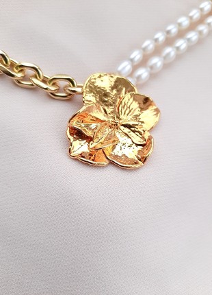 Necklace with Real pearl and Hydrangea flower7 photo