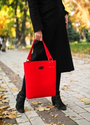 Bag asymmetry red