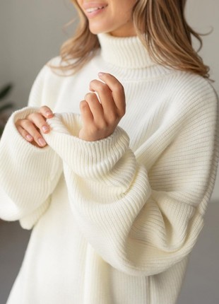 Warm milky wool sweater1 photo
