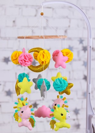 Baby mobile "Fairy tale unicorns"