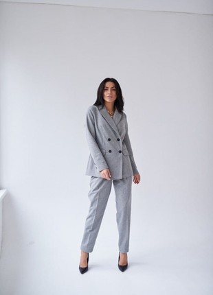 Gray classic women's suit2 photo