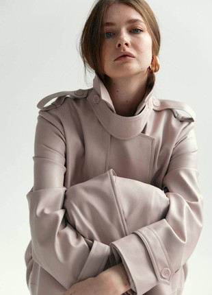 POWDERY TRENCH COAT4 photo