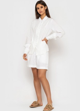 Linen Shorts Bermuda in White With High Waist3 photo
