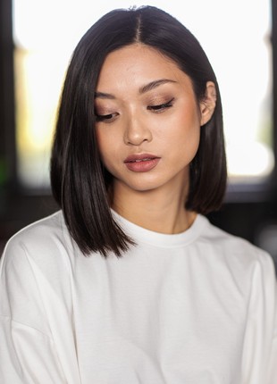 Basic white t-shirt6 photo