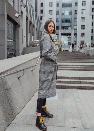 Grey Plaid Coat with a belt and yellow inserts oversized spring/autumn season5 photo