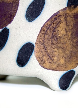 Original large ceramic glass on three legs with black and gold spots3 photo