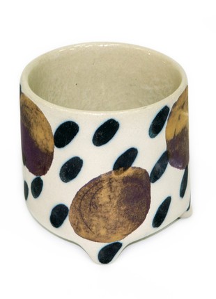 Original large ceramic glass on three legs with black and gold spots