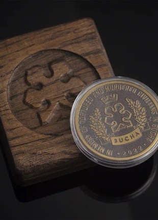 Bucha Challenge Coin with Oak Case 1 of 4500 (Limited)8 photo