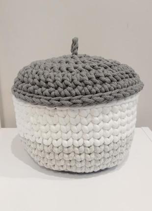 Basket with lid, 1 piece