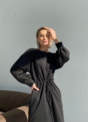 The dress with slits on the sides and a drawstring at the waist is black5 photo